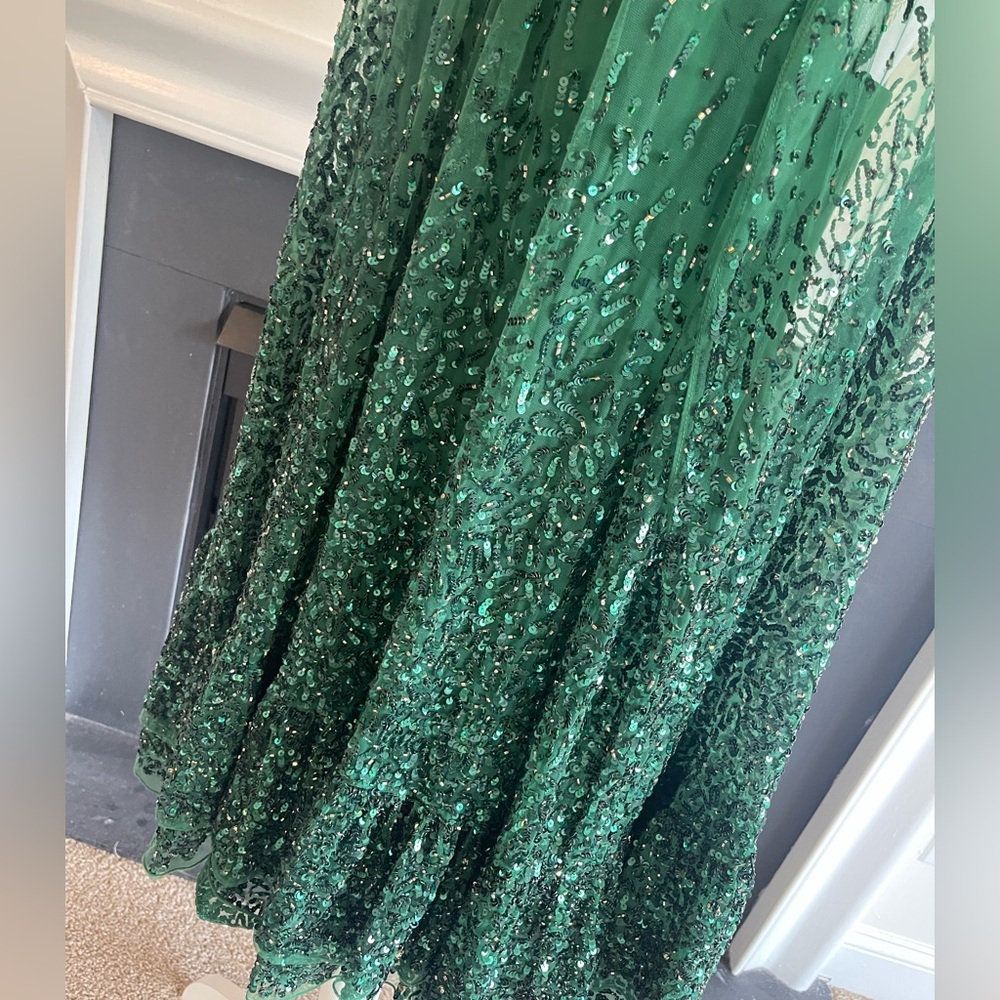 Alice + Olivia Zenon Embellished Tie-Neck Cape Mini Dress 
$1,495 NWT - Picture 9 of 11